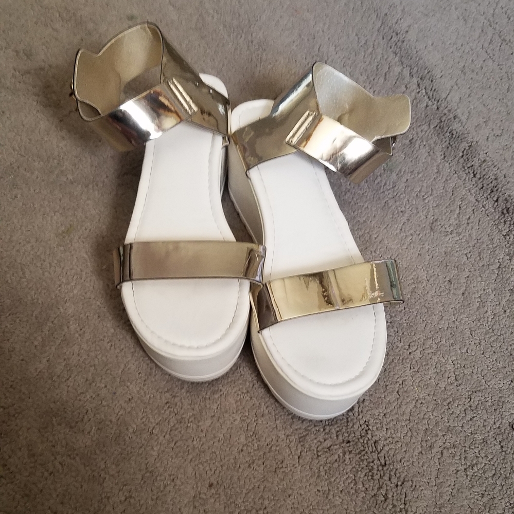 Mossimo Wedges - Picture 3 of 5